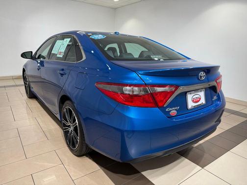 2016 Toyota Camry SE w/Special Edition Pkg