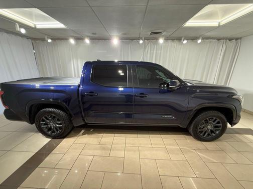 2022 Toyota Tundra Platinum
