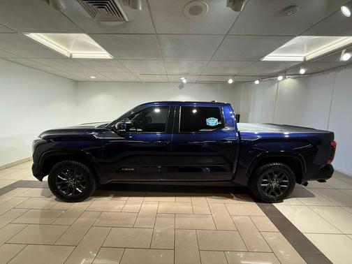 2022 Toyota Tundra Platinum