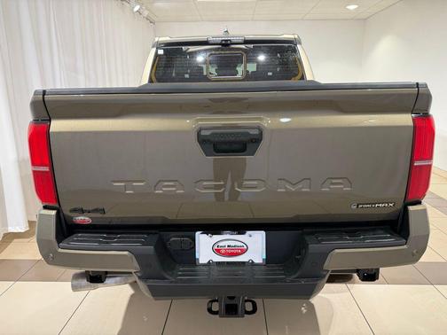 2026 Toyota Tacoma Hybrid TRD Off Road