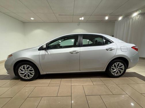 Classic Silver Metallic 2015 Toyota Corolla LE
