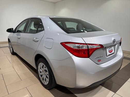 Classic Silver Metallic 2015 Toyota Corolla LE