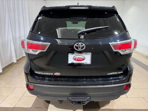 2016 Toyota Highlander Limited
