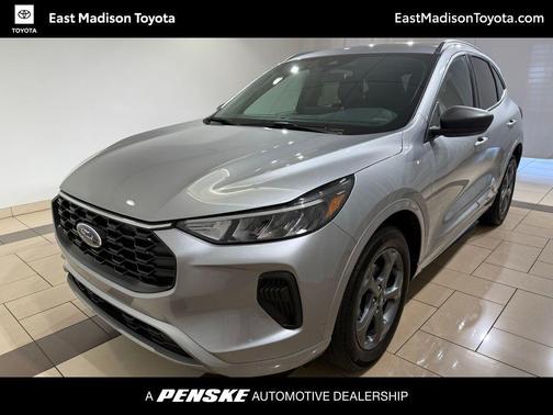 ICONIC SILVER METALLIC 2024 Ford Escape ST-Line