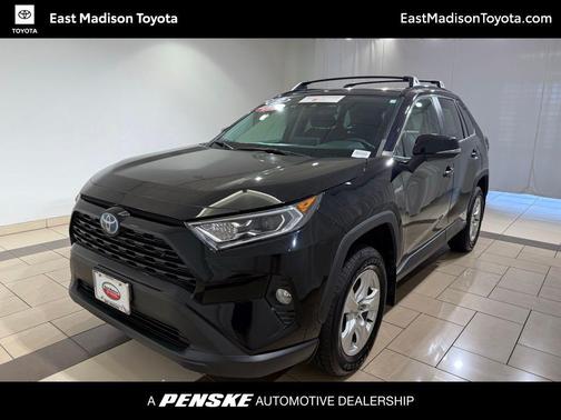 2021 Toyota RAV4 Hybrid XLE