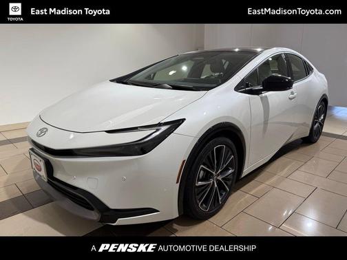 2024 Toyota Prius XLE