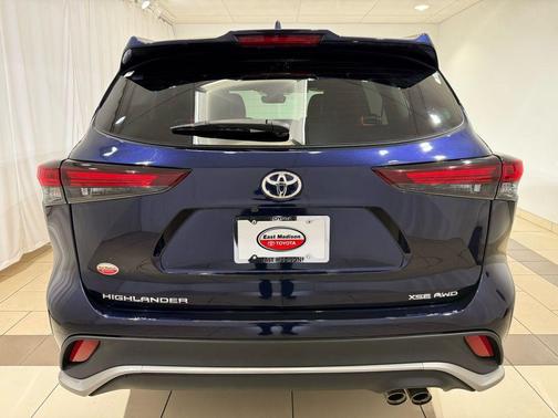 2025 Toyota Highlander XSE