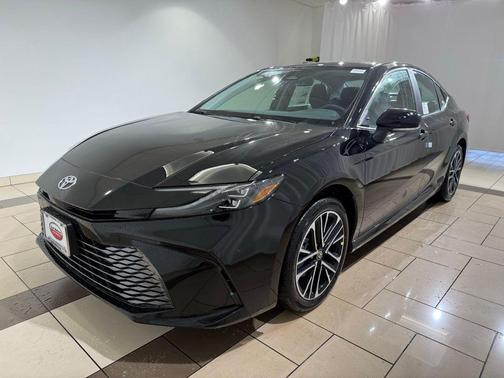 Midnight Black Metallic 2026 Toyota Camry XLE