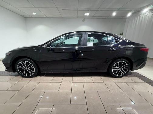 Midnight Black Metallic 2026 Toyota Camry XLE