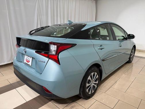 2019 Toyota Prius LE