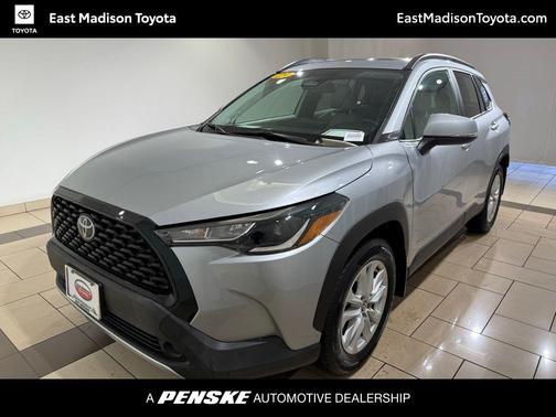 2023 Toyota Corolla Cross LE