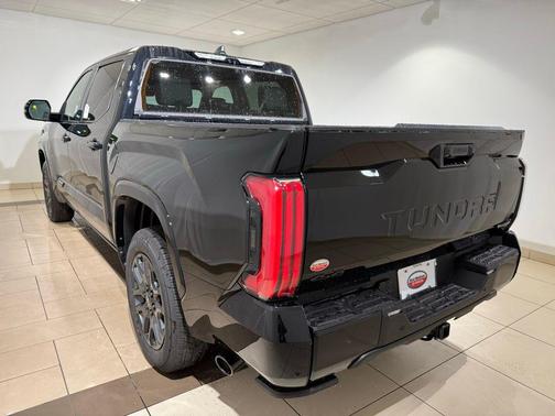 2026 Toyota Tundra Hybrid Platinum