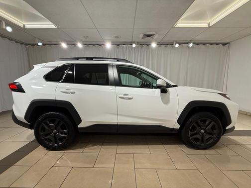 Ice Cap 2024 Toyota RAV4 Adventure