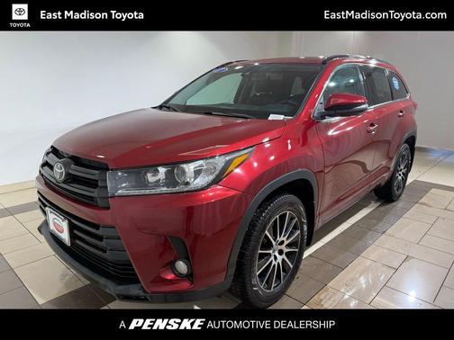 2017 Toyota Highlander SE