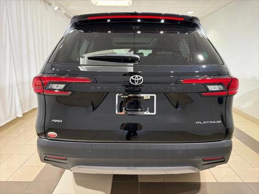 2025 Toyota Grand Highlander Platinum