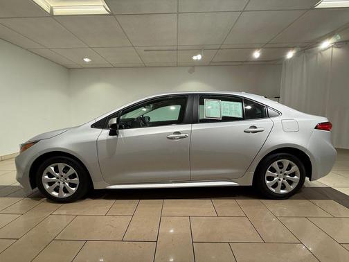 Classic Silver Metallic 2024 Toyota Corolla LE