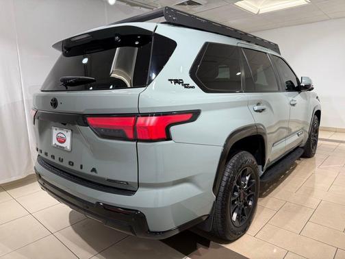 2025 Toyota Sequoia Platinum