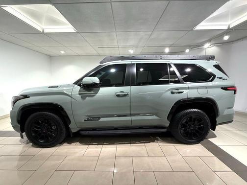 2025 Toyota Sequoia Platinum