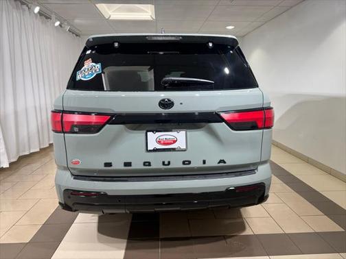 2024 Toyota Sequoia Platinum