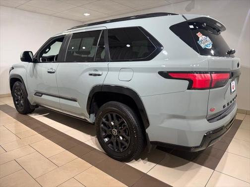 2024 Toyota Sequoia Platinum