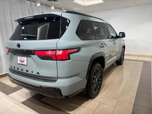 2024 Toyota Sequoia Platinum