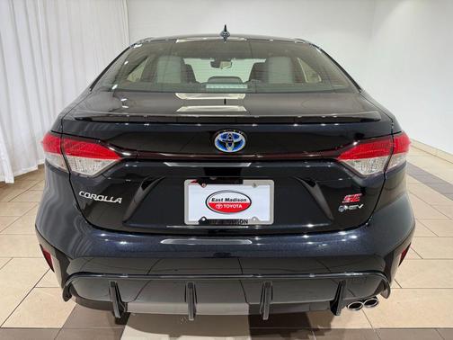 2025 Toyota Corolla Hybrid SE