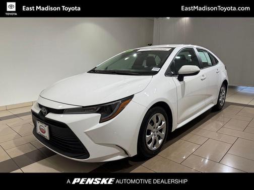Ice Cap 2025 Toyota Corolla LE