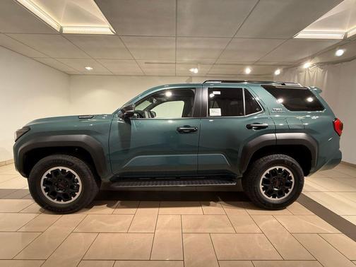 2025 Toyota 4Runner TRD Off Road Premium