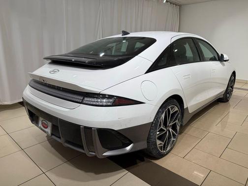2025 Hyundai IONIQ 6 Limited