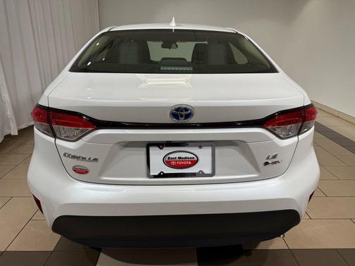 2025 Toyota Corolla Hybrid LE