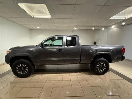 2019 Toyota Tacoma SR