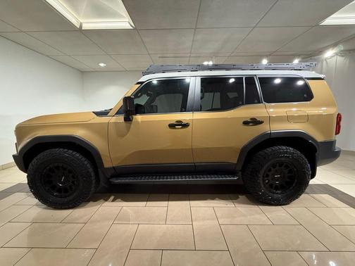 2025 Toyota Land Cruiser Base