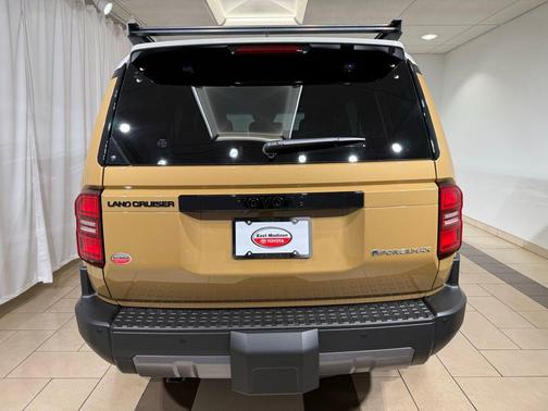 2025 Toyota Land Cruiser Base