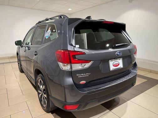Magnetite Gray Metallic 2024 Subaru Forester Limited