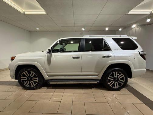 Blizzard Pearl 2022 Toyota 4Runner Limited