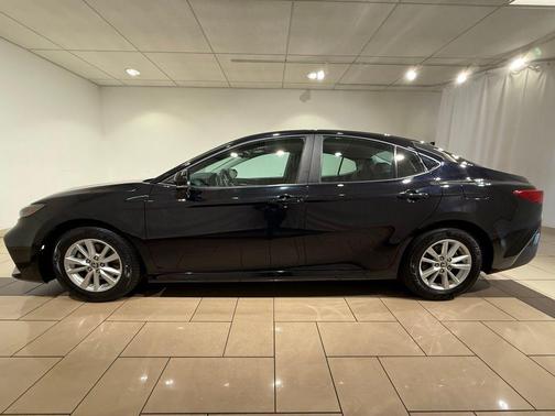 Midnight Black Metallic 2025 Toyota Camry LE