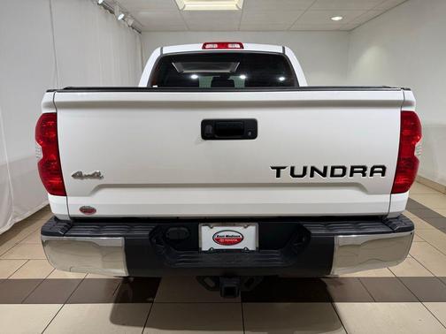 2018 Toyota Tundra SR5