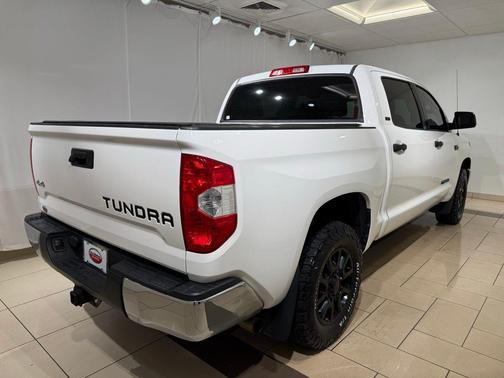 2018 Toyota Tundra SR5