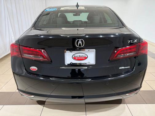 2016 Acura TLX V6 Advance