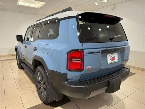 2025 Toyota Land Cruiser Base