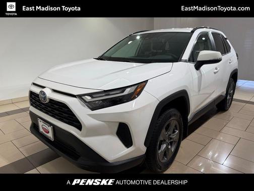 Ice Cap 2024 Toyota RAV4 Hybrid XLE