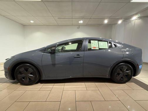 Guardian Gray 2025 Toyota Prius LE