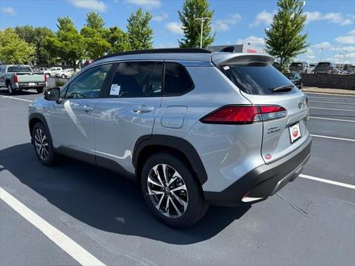 2025 Toyota Corolla Cross XLE