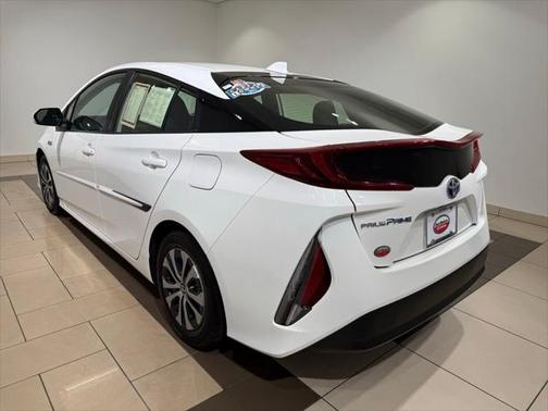 2021 Toyota Prius Prime LE