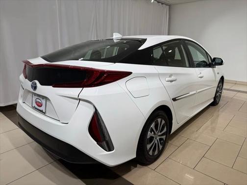 2021 Toyota Prius Prime LE