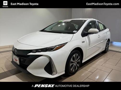 2021 Toyota Prius Prime LE