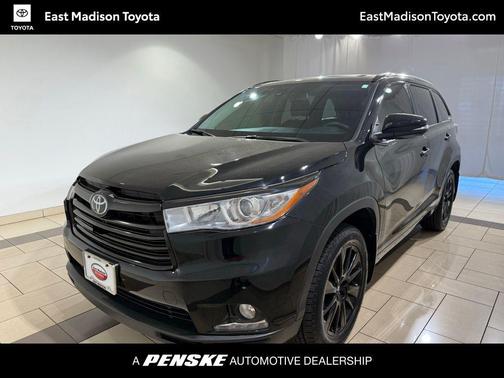 Midnight Black Metallic 2016 Toyota Highlander Limited Platinum