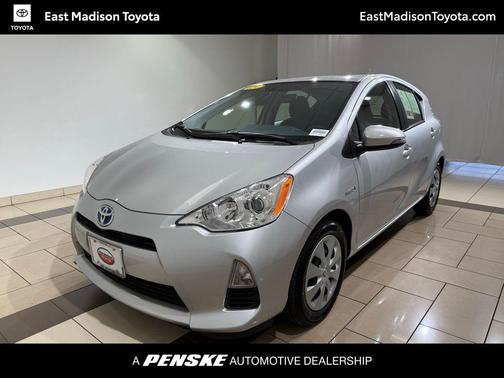 Classic Silver Metallic 2013 Toyota Prius c Two