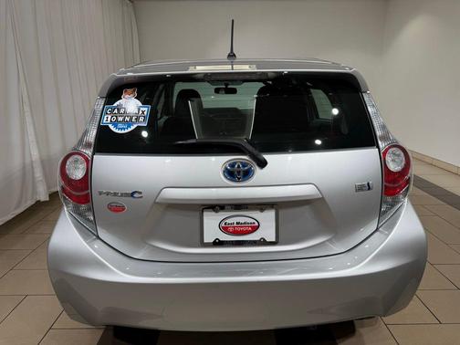 Classic Silver Metallic 2013 Toyota Prius c Two