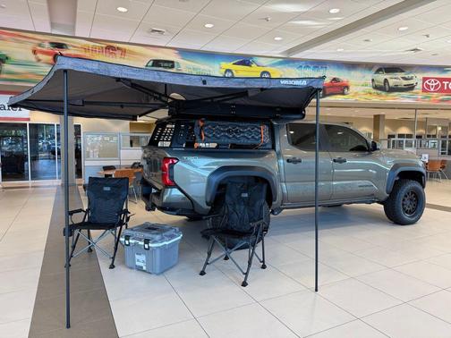 2025 Toyota Tacoma TRD Off Road